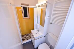 Colors Apartment - Cismigiu Gardens