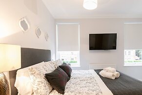 11 Helena House Business Apartment