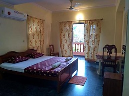 Veeniola Apartment - Stay Near Goa