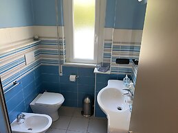 Arcobaleno Apartment 500 Meters From the sea
