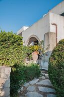 Apartment 3 With Pool And Sea View