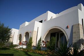 Apartment 3 With Pool And Sea View