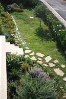 Apartment 3 With Pool And Sea View