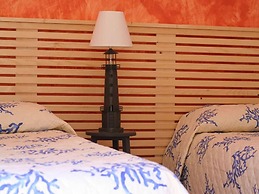 Apartment 3 With Pool And Sea View