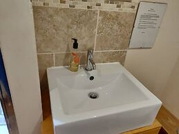 Whitehouse Cottage - Great Paxton