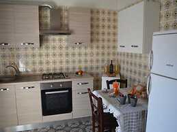 Beautiful Apartment On The Beach In Central Location With Spacious Bal