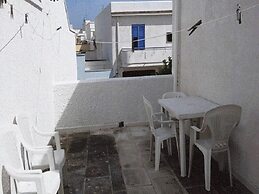 Beautiful Apartment On The Beach In Central Location With Spacious Bal