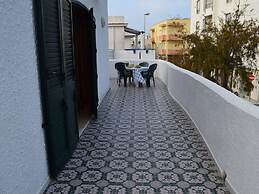 Beautiful Apartment On The Beach In Central Location With Spacious Bal