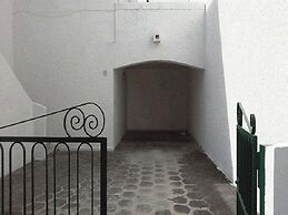 Beautiful Apartment On The Beach In Central Location With Spacious Bal