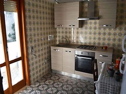 Beautiful Apartment On The Beach In Central Location With Spacious Bal