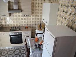 Beautiful Apartment On The Beach In Central Location With Spacious Bal