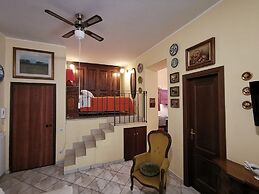 Apartment in Liberty Villa With Garden in the City Center