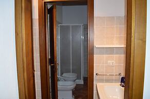 Apartment With Private Garden in Tuscany