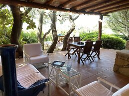 Domus Olivarum - Costa Smeralda 7 Guest and 2 Pk Wifi A - C big Garden