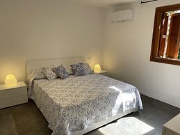 Domus Olivarum - Costa Smeralda 7 Guest and 2 Pk Wifi A - C big Garden