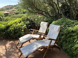 Domus Olivarum - Costa Smeralda 7 Guest and 2 Pk Wifi A - C big Garden