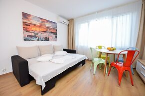 Bucharest Apartment - Cismigiu Gardens