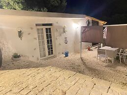 Trullo Dell Orto Ostuni
