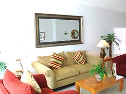 3 Bedroom Executive Pool Home With Games Room