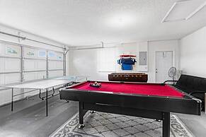 3 Bedroom Executive Pool Home With Games Room