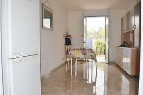 Charming Home On The Beach With Spacious Terraces & Garden - Pets Allo
