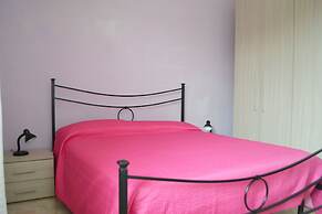 Charming Home On The Beach With Spacious Terraces & Garden - Pets Allo