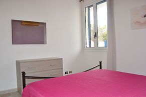 Charming Home On The Beach With Spacious Terraces & Garden - Pets Allo