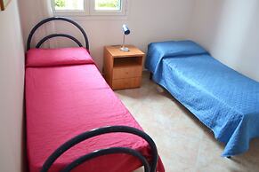 Charming Home On The Beach With Spacious Terraces & Garden - Pets Allo