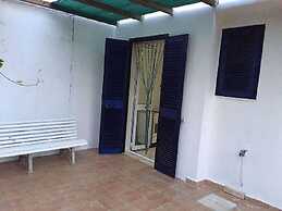 Charming Home On The Beach With Spacious Terraces & Garden - Pets Allo