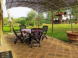 Podere Caldaruccio La Pineta - 26 People Cottage & Villa