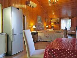 Podere Caldaruccio La Pineta - 26 People Cottage & Villa