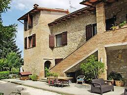 Podere Caldaruccio La Pineta - 26 People Cottage & Villa