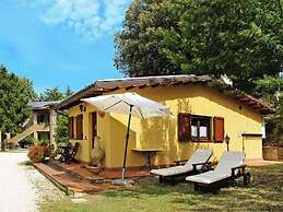 Podere Caldaruccio La Pineta - 26 People Cottage & Villa