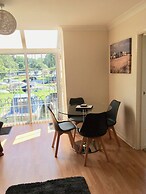 River Courtyard Apartment In The Heart Of