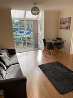 River Courtyard Apartment In The Heart Of