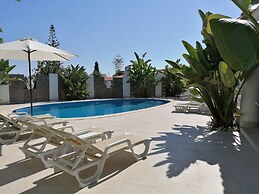 Villa 15,great Spot Ourabeach, Albufeira
