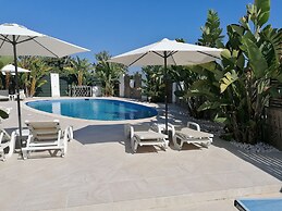 Villa 15,great Spot Ourabeach, Albufeira