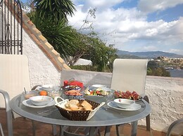 Exceptional Location - one of the Most Sought-after Locations in Costa