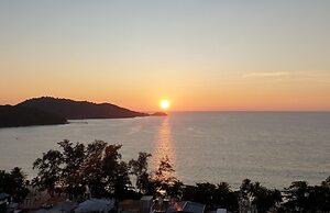Patong Tower Cozy Comfy Luxury Apartment With Seaview, for 1-3 People,