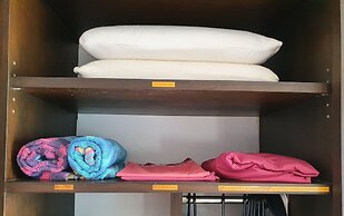 Patong Tower Cozy Comfy Luxury Apartment With Seaview, for 1-3 People,