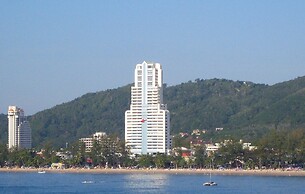 Patong Tower Cozy Comfy Luxury Apartment With Seaview, for 1-3 People,