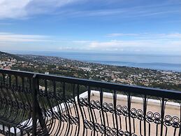 Luxury Villa With Private Pool in Lapta Kyrenia