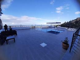 Luxury Villa With Private Pool in Lapta Kyrenia