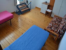 Apartment Directly On The Beach With Air Conditioning And Terrace, Pet