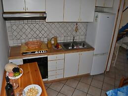 Apartment Directly On The Beach With Air Conditioning And Terrace, Pet