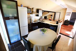 Amazing Sea View And Very Close To Sandy Beach