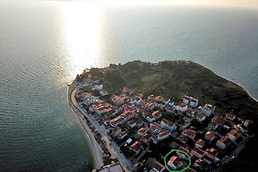 Amazing Sea View And Very Close To Sandy Beach