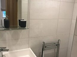 Serviced Apartment 1 Helena