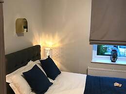 Serviced Apartment 1 Helena