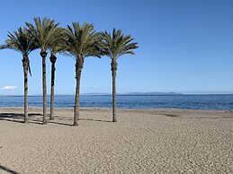 Playa Serena, 2 bed 2 Bath Luxury Apartment 300m From Beachfront